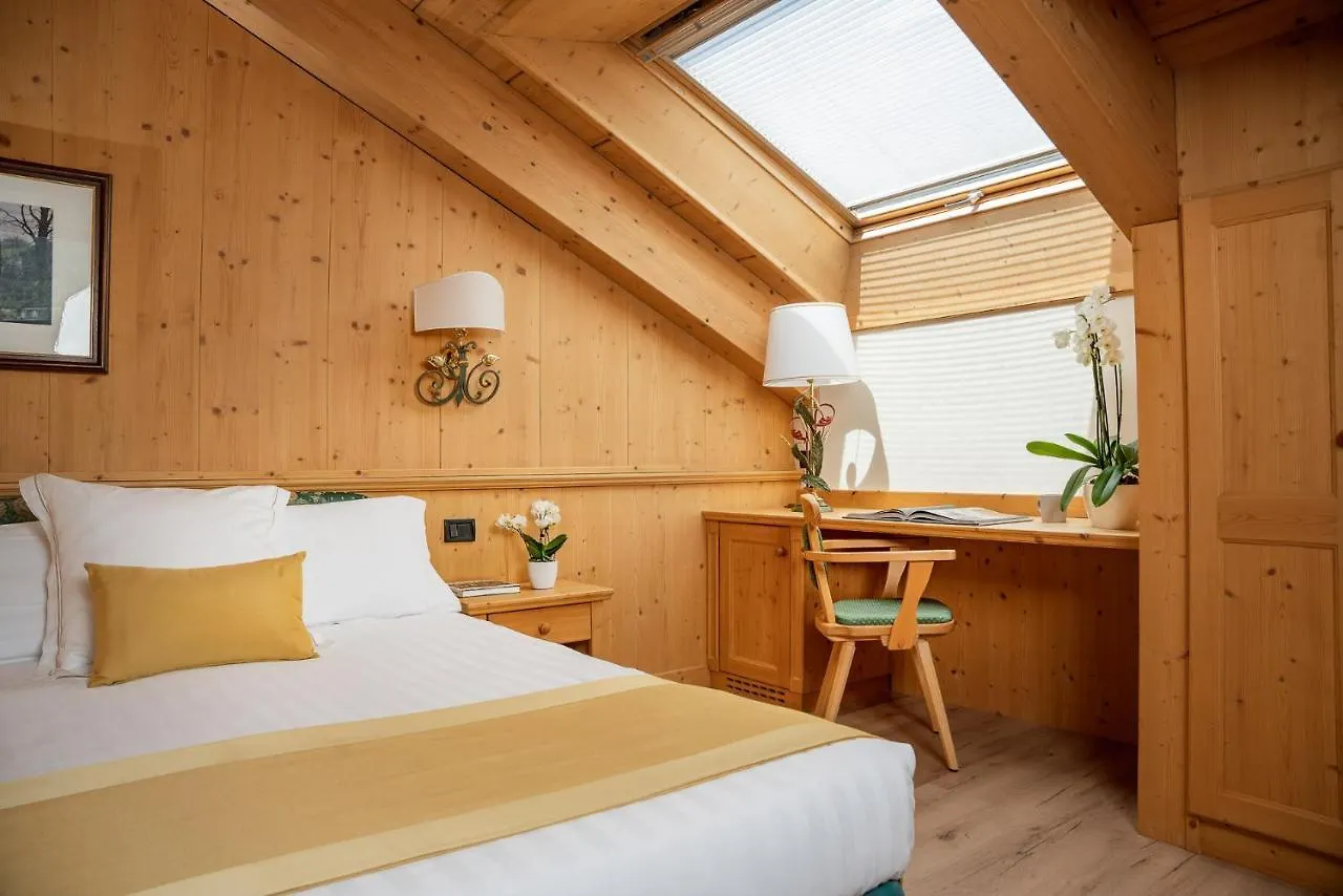 Hotel Cristallo Bormio 4*,  Italie
