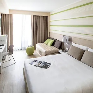 https://enjoy-garda-hotel.hotelinveneto.com