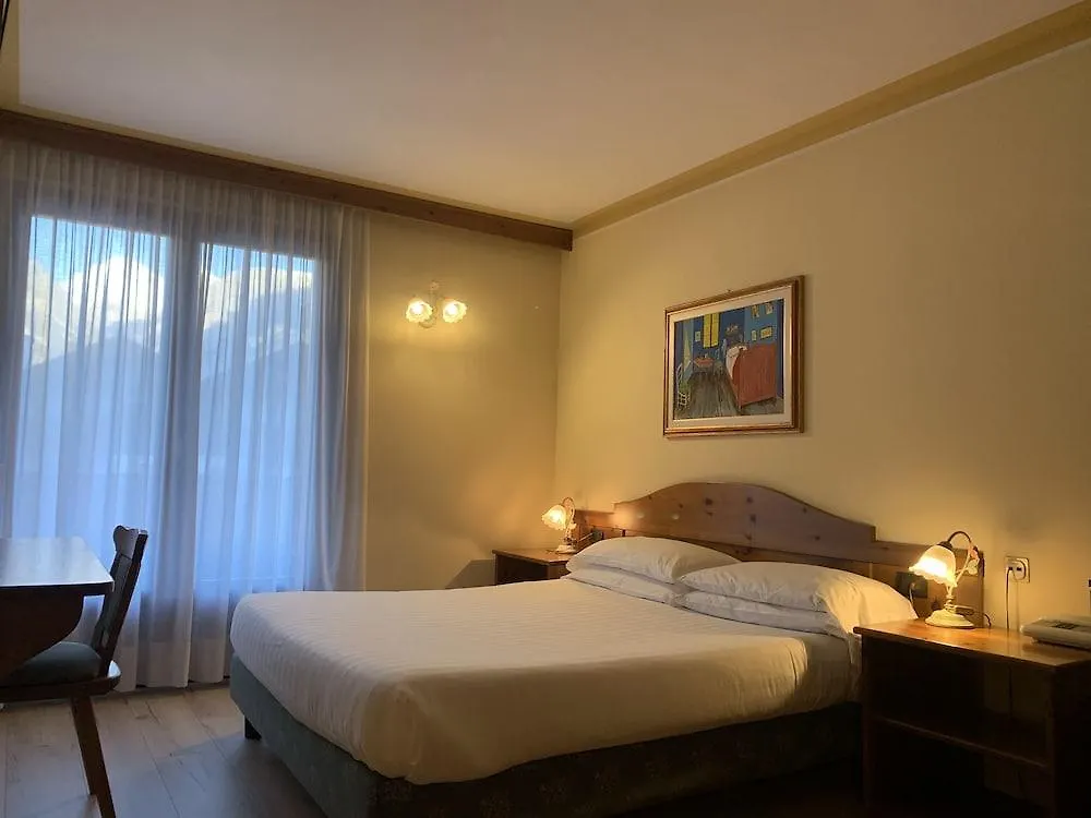 Hotel Cristallo Bormio 4*,